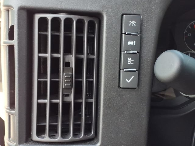 Used 2022 Chevrolet Express 3500 w/ Power Convenience Package RWD image 25
