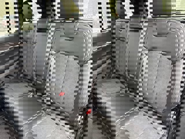 New 2026 Jeep Grand Cherokee Altitude image 23