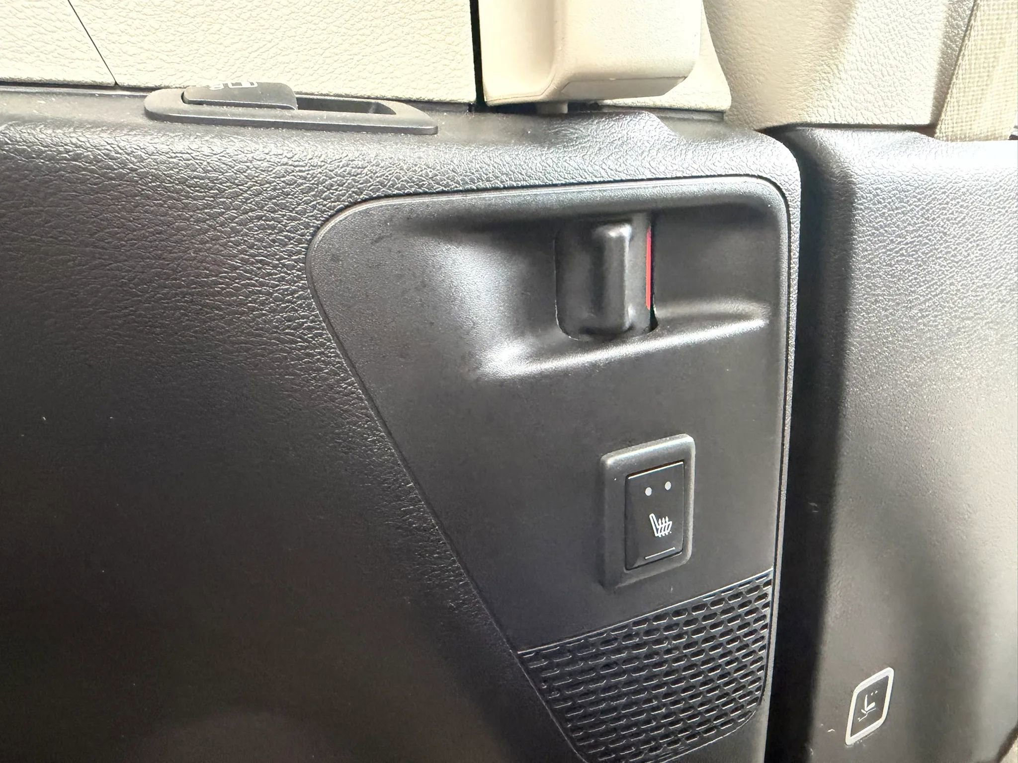 Used 2021 Chrysler Pacifica Limited image 53