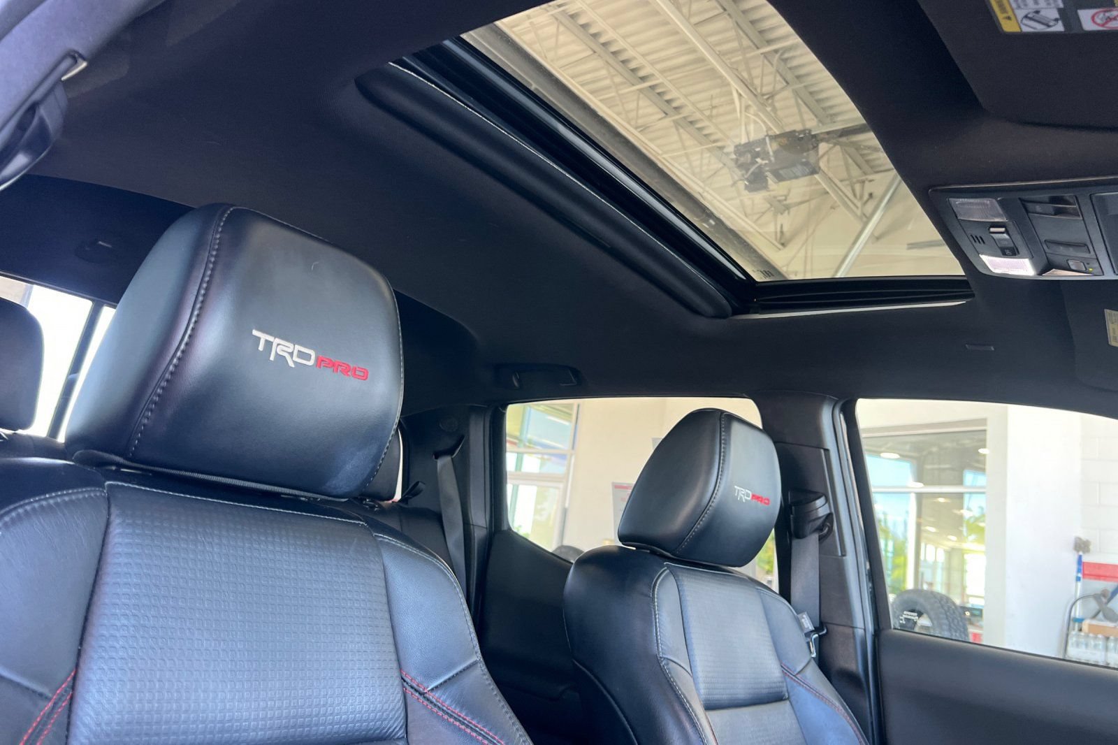 Certified 2022 Toyota Tacoma TRD Pro AWD/4WD image 13