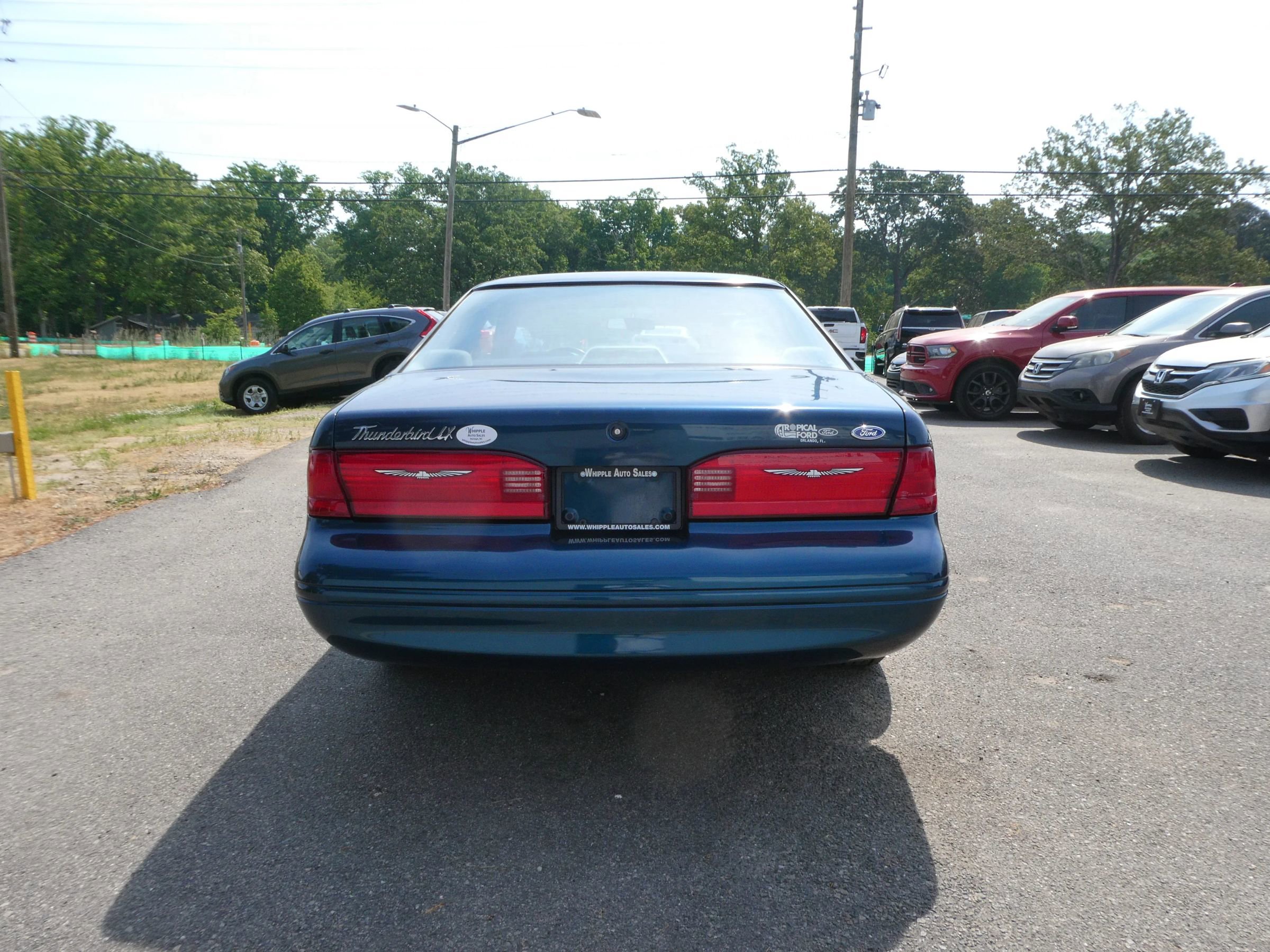 Used 1996 Ford Thunderbird LX RWD image 6
