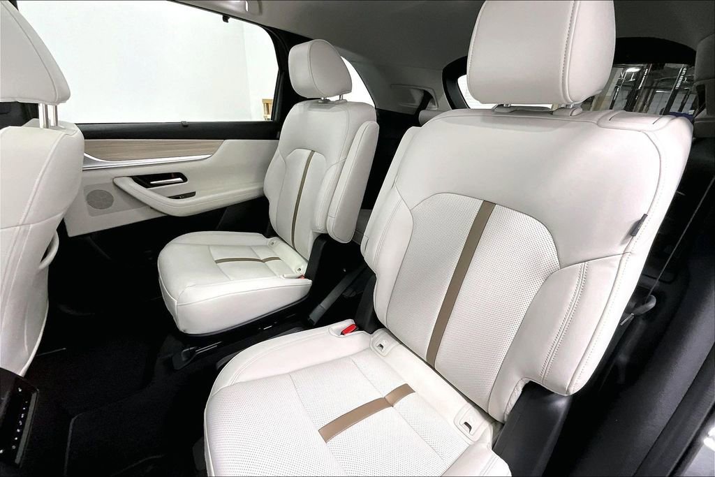 Used 2025 MAZDA CX-90 Plug-In Hybrid w/ Premium Plus image 35