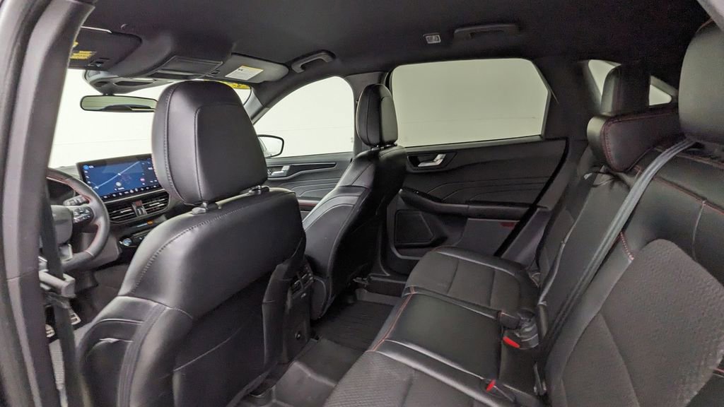 Certified 2023 Ford Escape ST-Line w/ Tech Pack #1 image 33