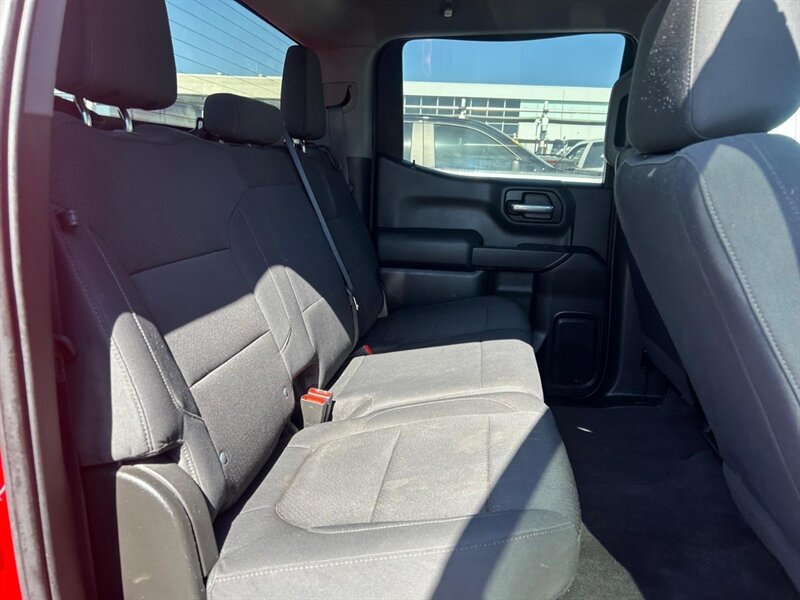 Used 2020 Chevrolet Silverado 1500 Custom w/ Custom Value Package AWD/4WD image 24