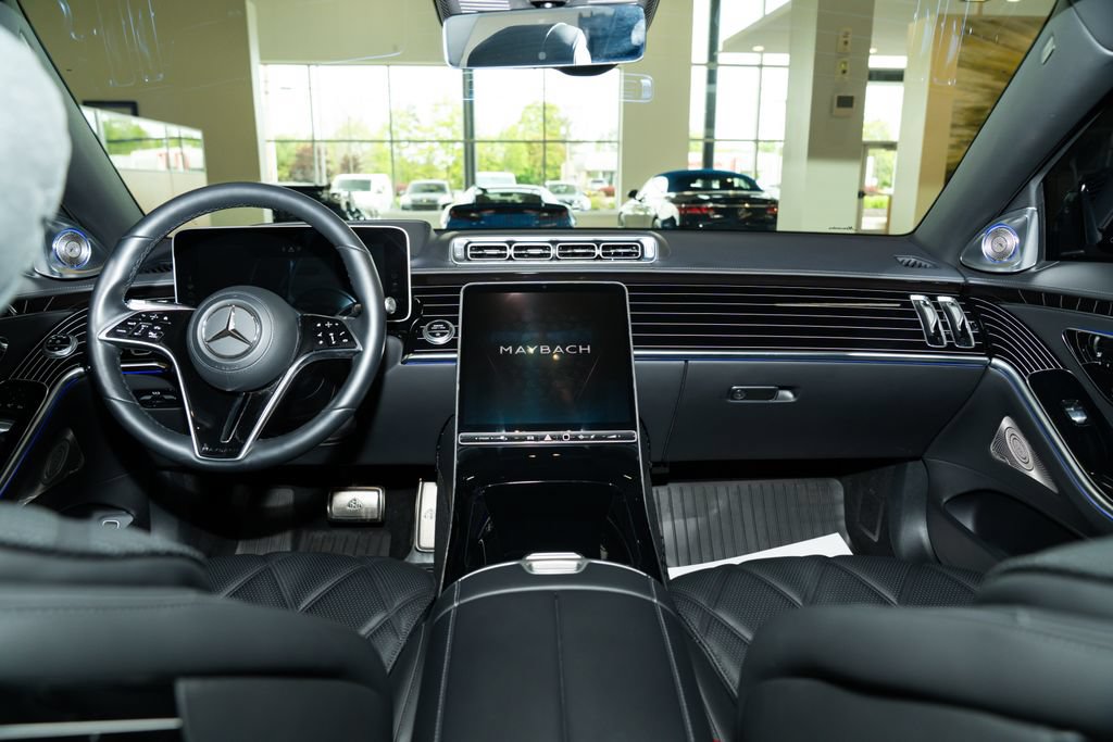Certified 2022 Mercedes-Benz Maybach S 580 4MATIC image 38