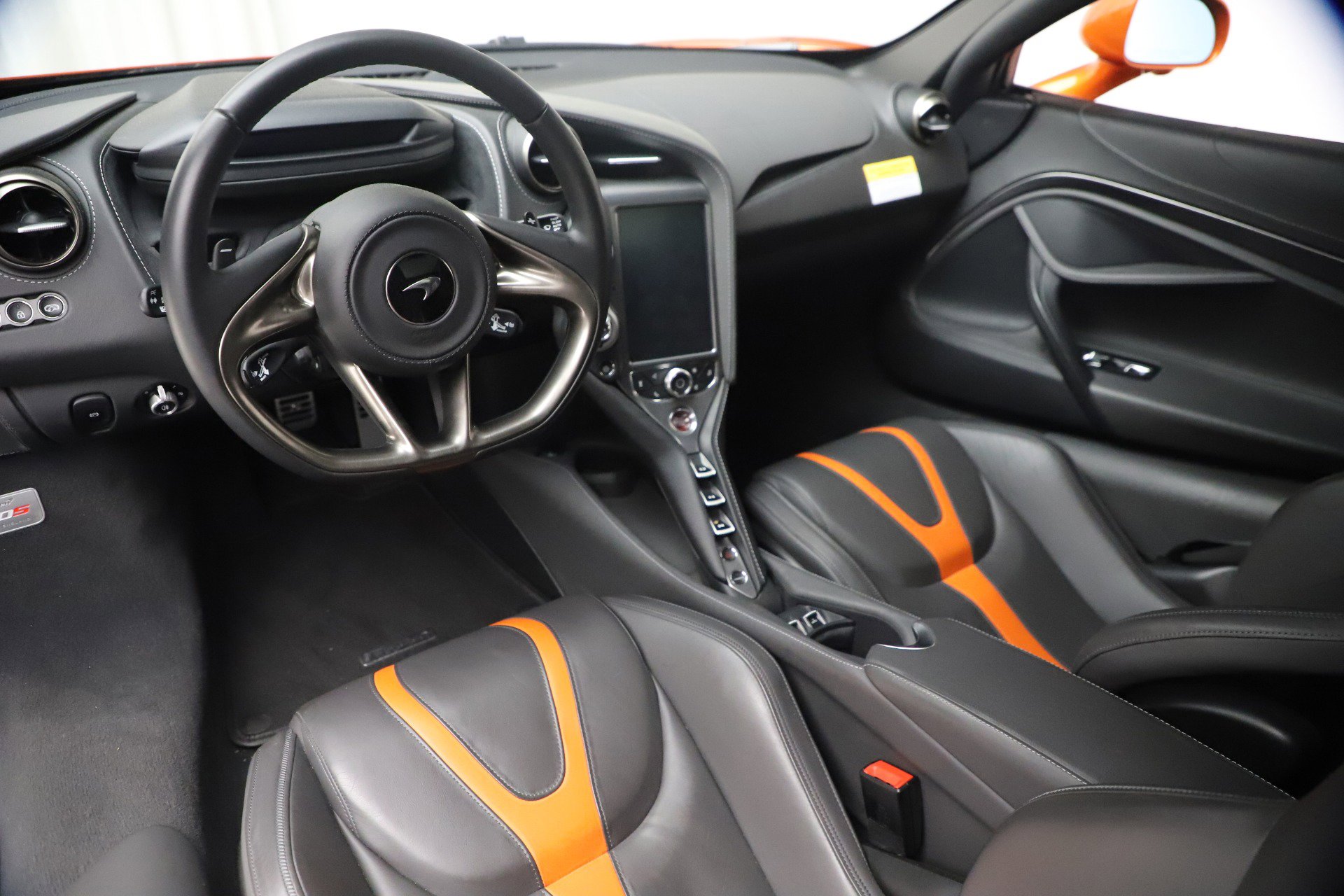 Used 2020 McLaren 720S Spider image 34