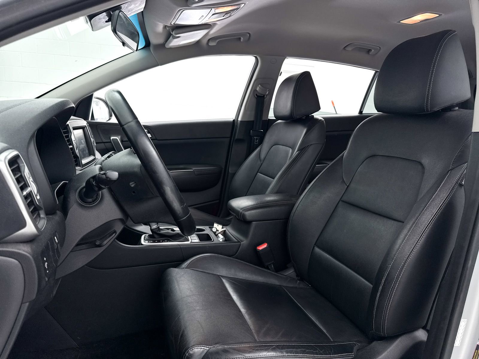 Used 2017 Kia Sportage EX image 16