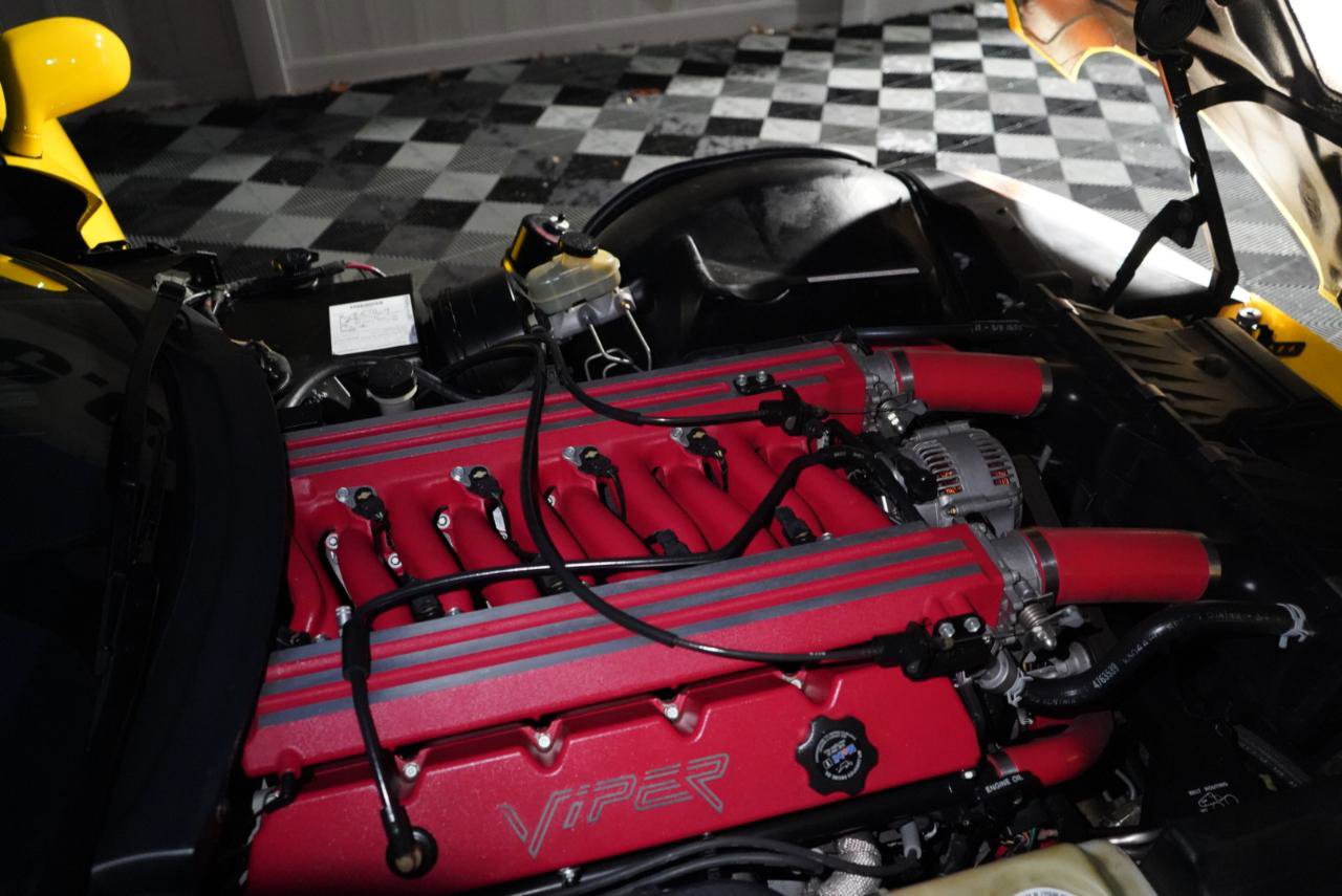 Used 1994 Dodge Viper RT/10 image 70
