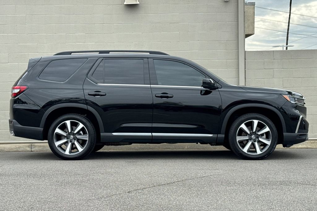 Certified 2023 Honda Pilot Elite image 6