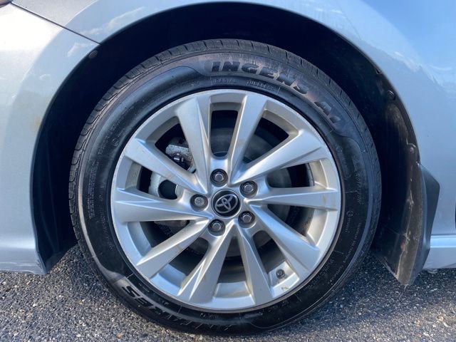 Used 2023 Toyota Camry SE FWD image 19