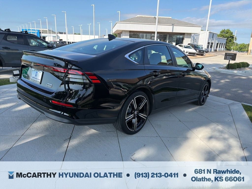 Used 2023 Honda Accord Sport image 5