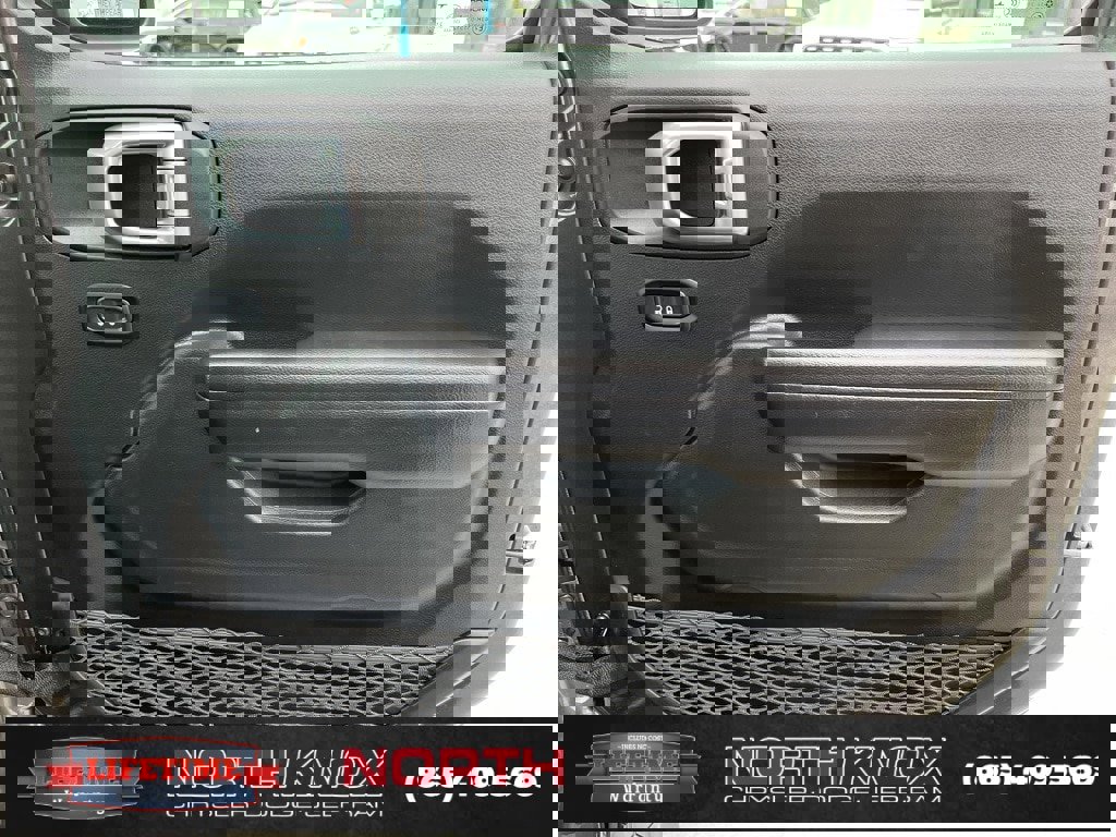 Used 2021 Jeep Wrangler Unlimited Sport image 27