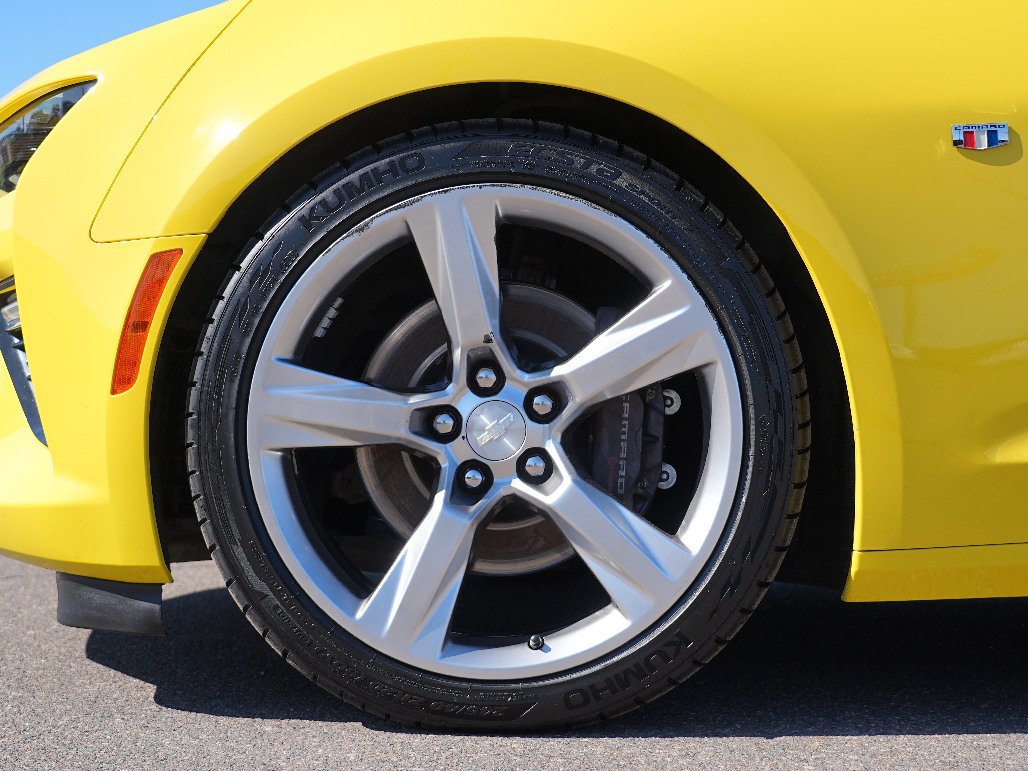 Used 2017 Chevrolet Camaro SS RWD image 10