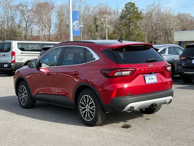 New 2025 Ford Escape SE w/ PHEV Premium Package FWD image 3