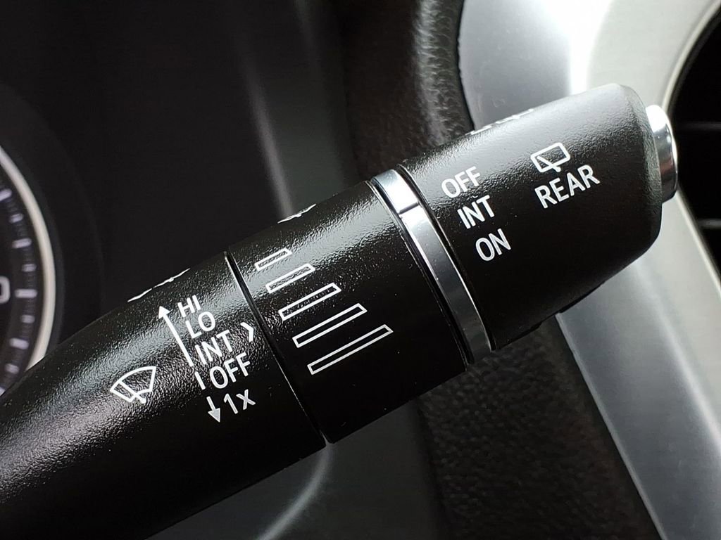 Certified 2023 GMC Acadia SLE w/ Driver Convenience Package image 24