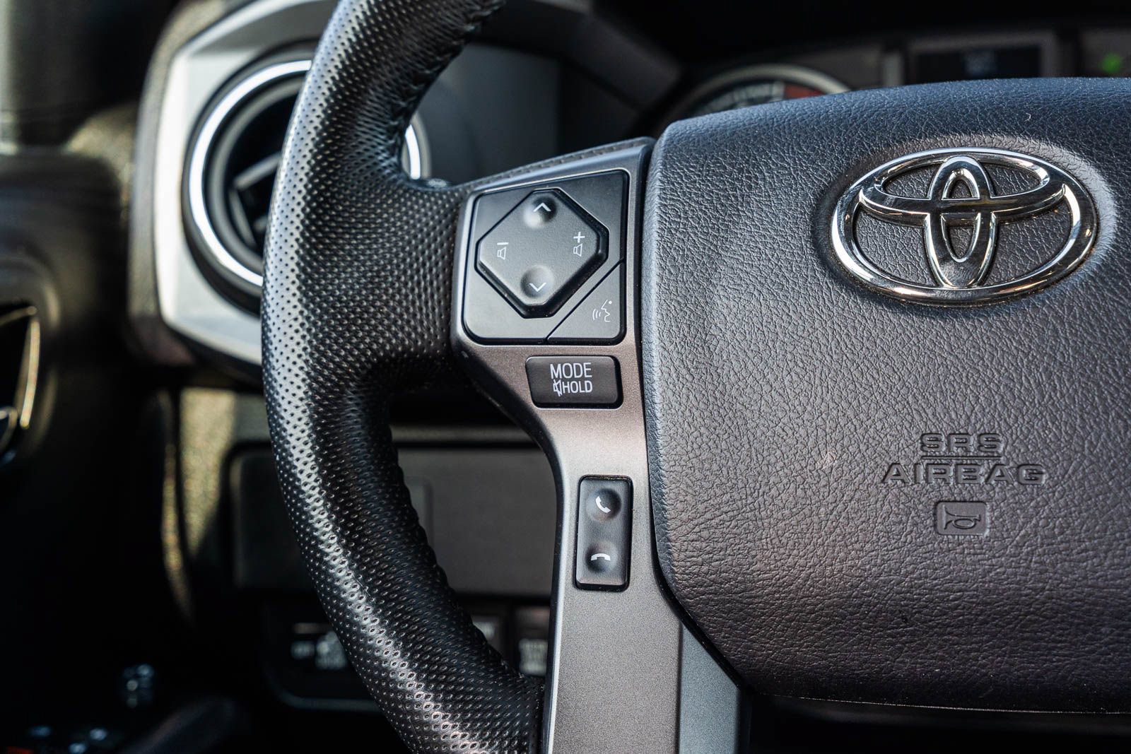 Used 2021 Toyota Tacoma TRD Off-Road AWD/4WD image 27