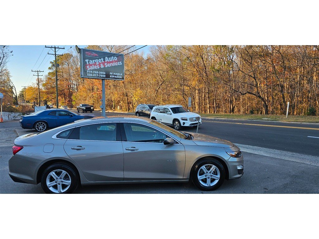 Used 2024 Chevrolet Malibu LS w/ LPO, Floor Liner Package image 6