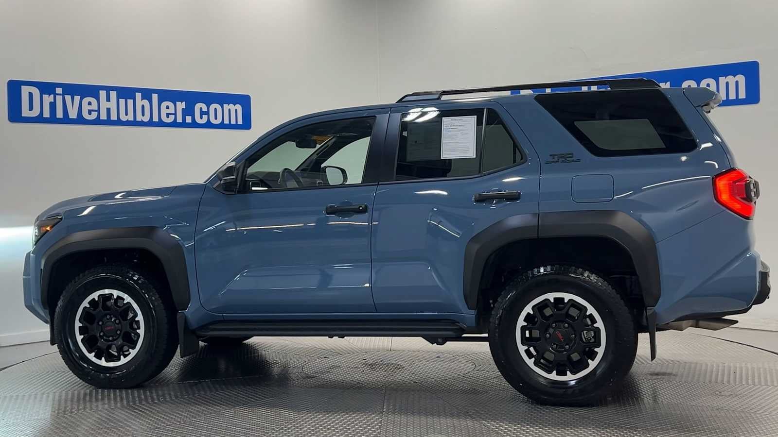 Used 2025 Toyota 4Runner TRD Off-Road Premium AWD/4WD image 5