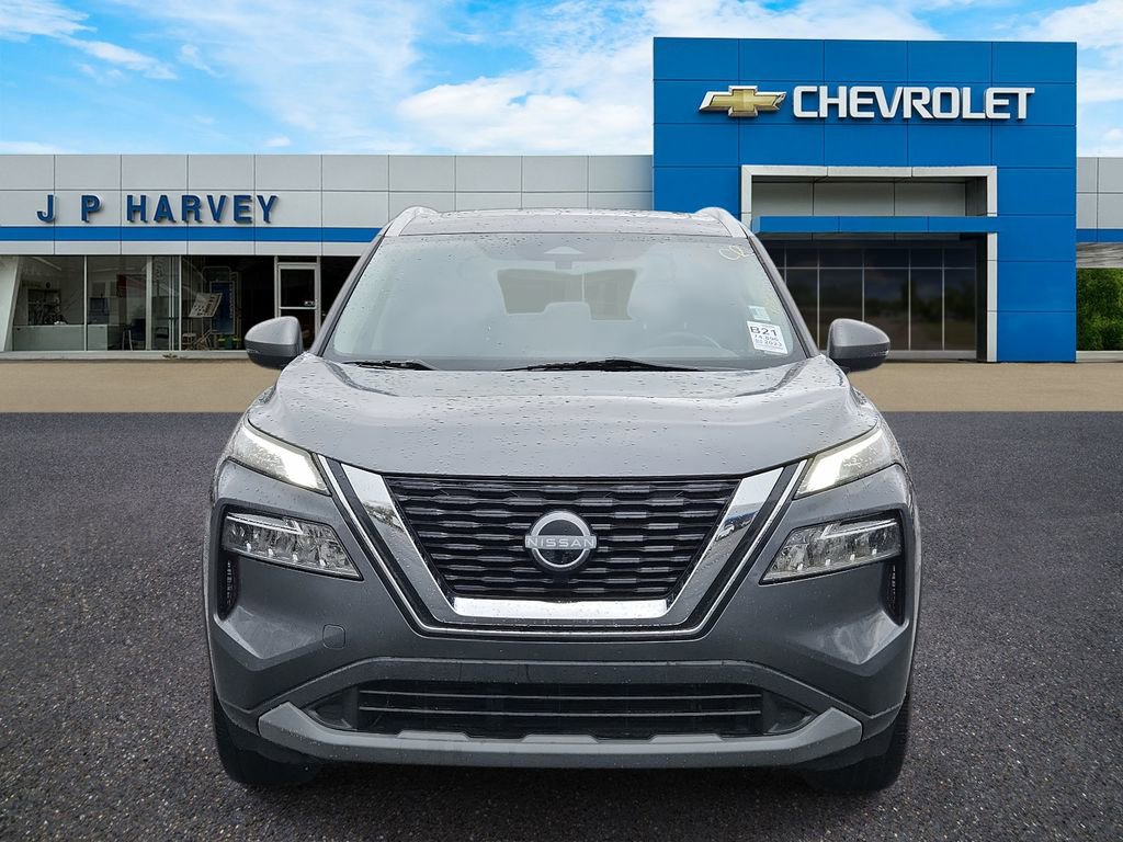 Used 2023 Nissan Rogue SV w/ SV Premium Package image 2