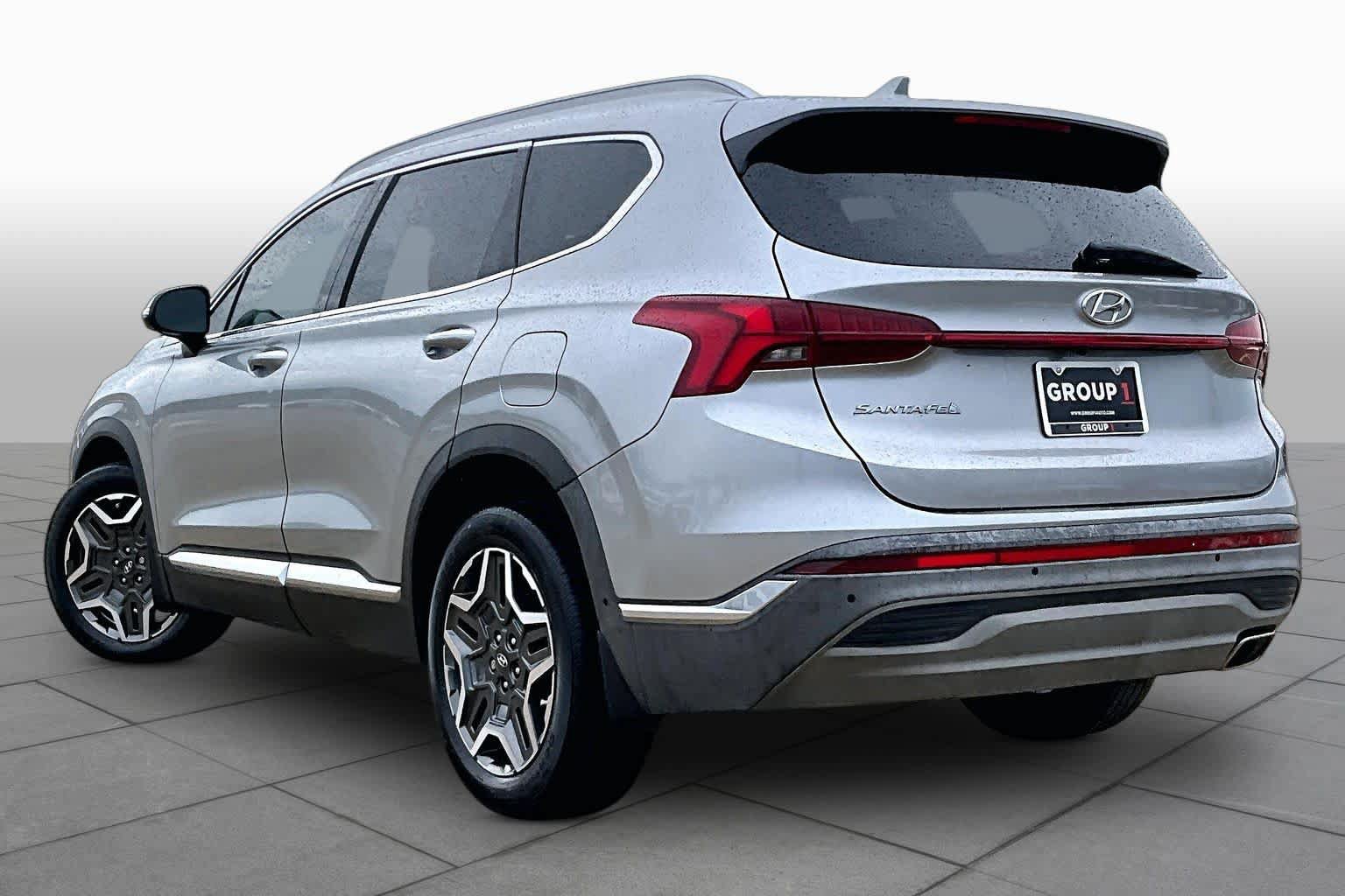 Used 2023 Hyundai Santa Fe Limited FWD image 12