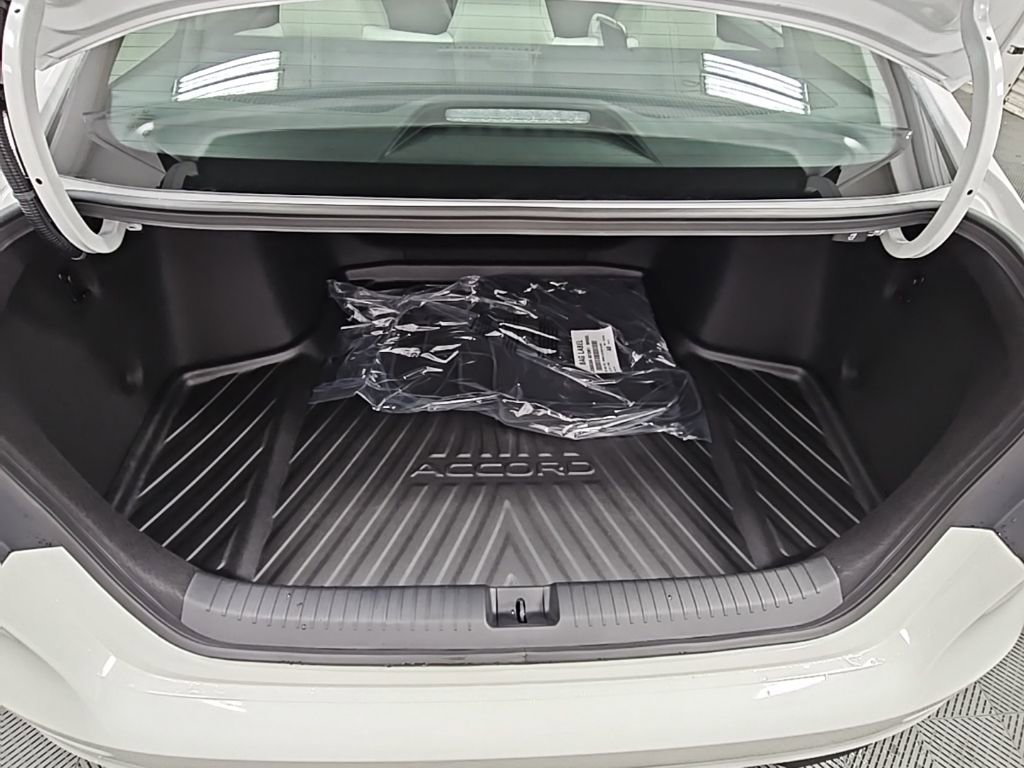 New 2026 Honda Accord LX image 30