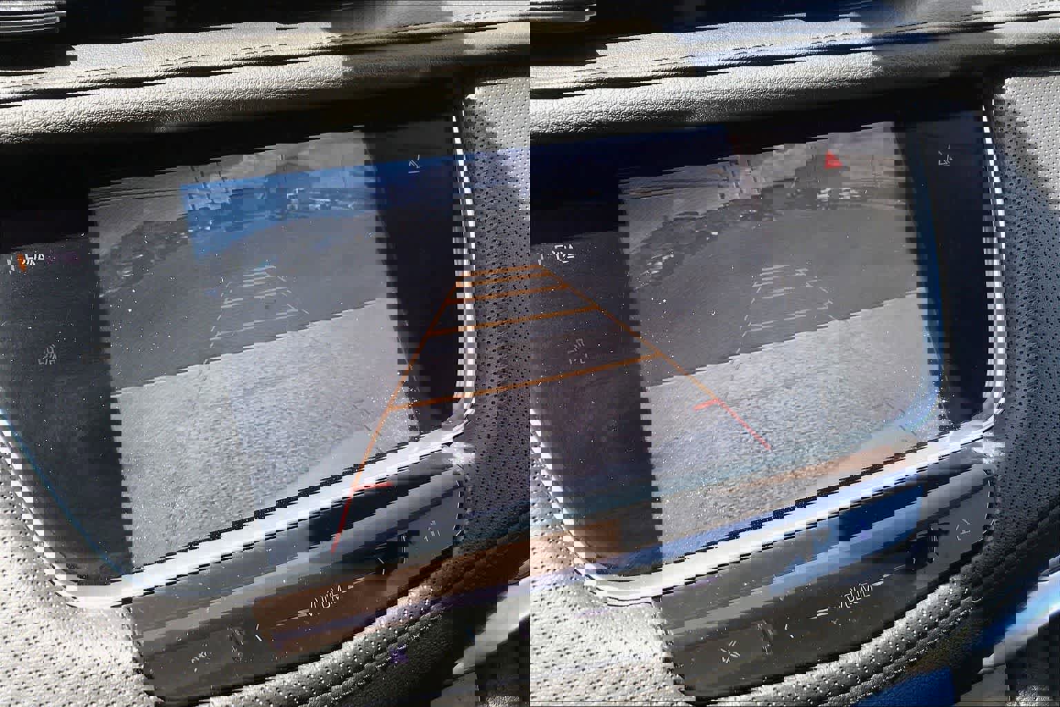 Used 2017 Cadillac XT5 Luxury image 24