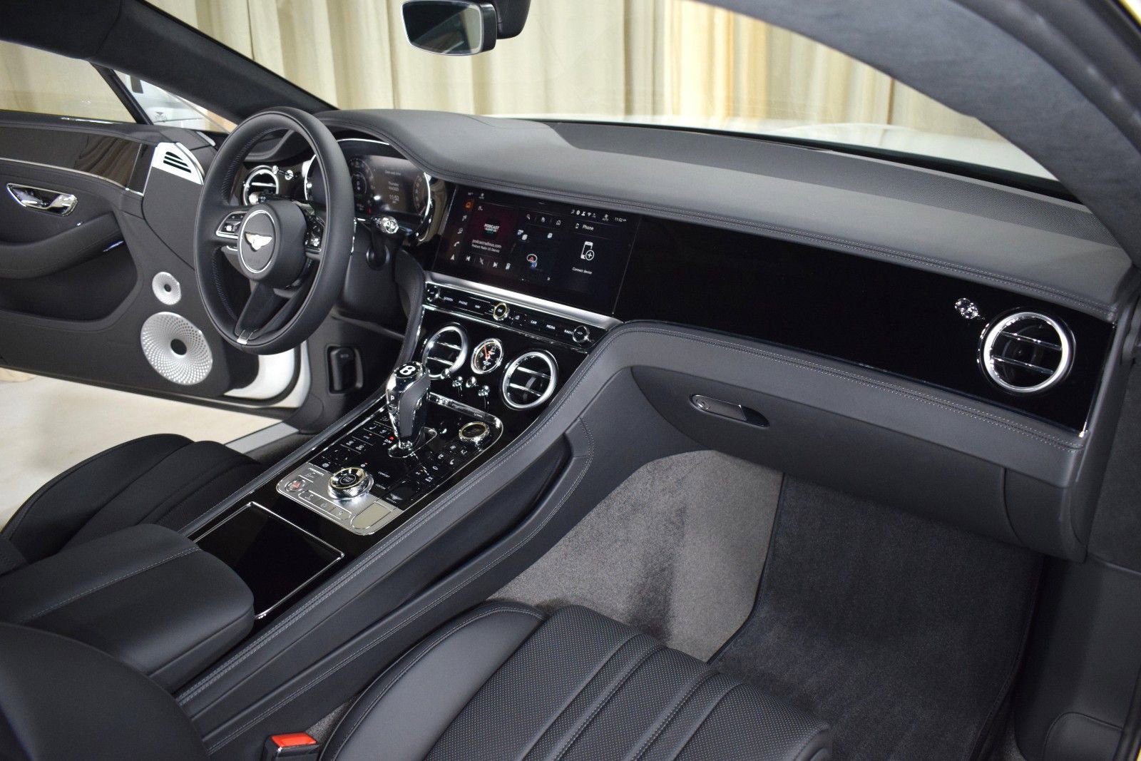 New 2026 Bentley Continental GT AWD/4WD image 23