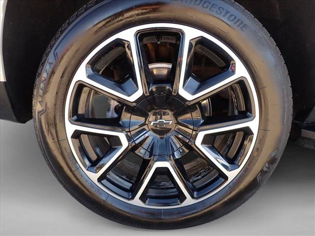 Used 2023 Chevrolet Tahoe RST w/ Luxury Package AWD/4WD image 7
