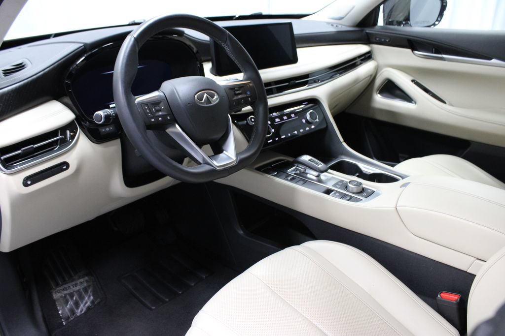 Used 2025 INFINITI QX60 Sensory AWD/4WD image 25