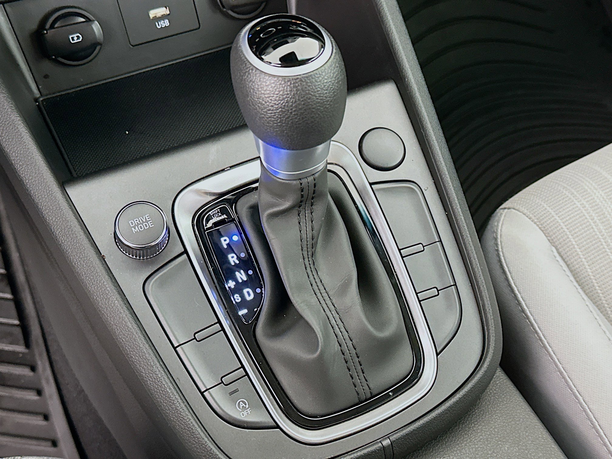 Used 2023 Hyundai Kona SEL w/ Cargo Package image 24