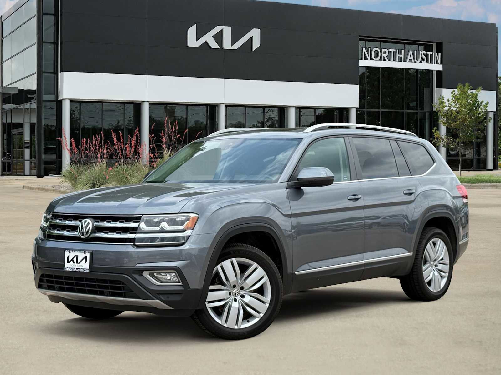 Used 2019 Volkswagen Atlas SEL FWD image 1