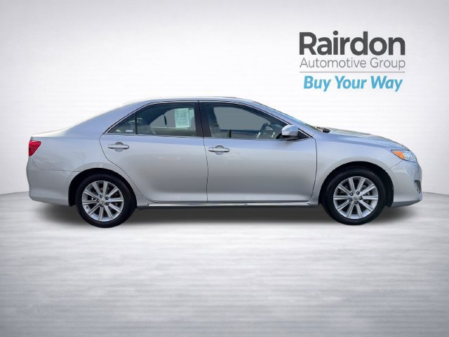 Used 2014 Toyota Camry XLE w/ Leather Package FWD image 8