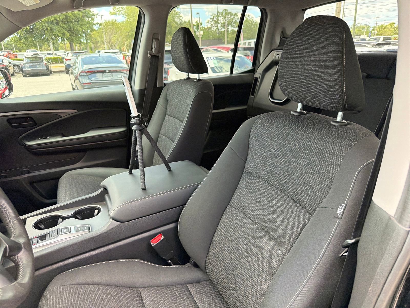 Used 2025 Honda Ridgeline Sport image 21