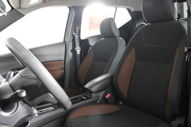 Certified 2024 Nissan Kicks SR FWD image 19