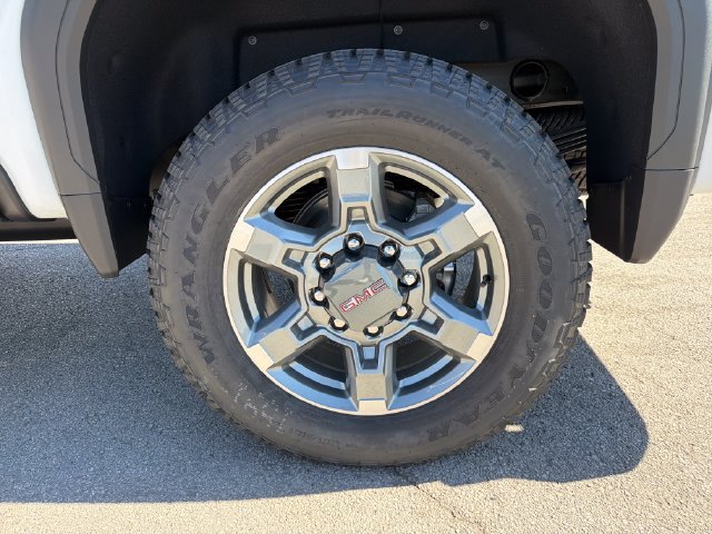 New 2026 GMC Sierra 2500 SLT w/ SLT Premium Package AWD/4WD image 25
