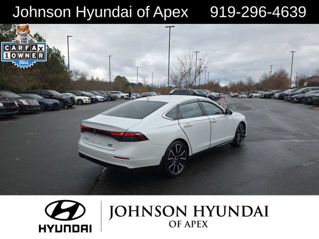 Used 2023 Honda Accord Touring image 15
