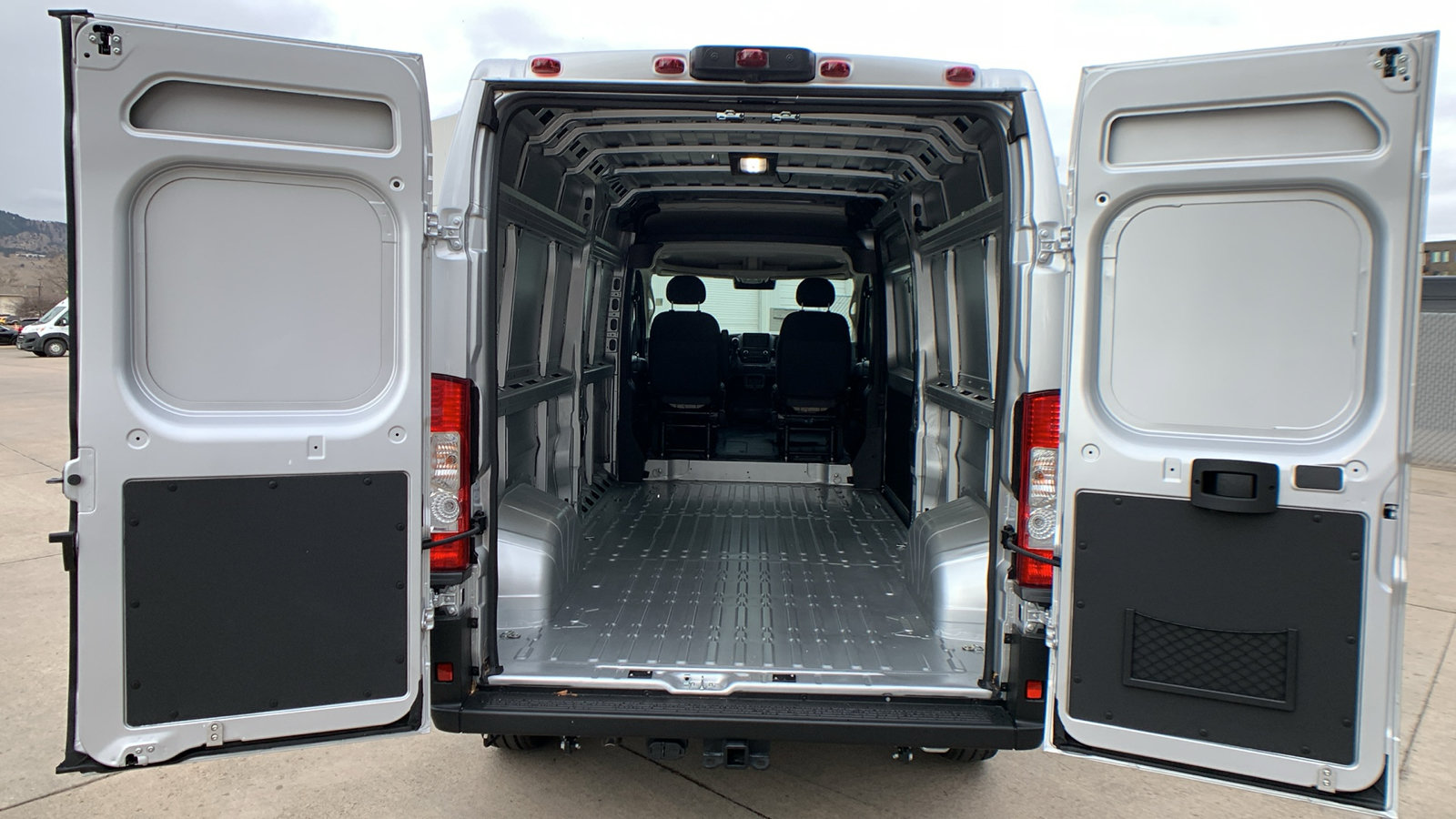 New 2026 RAM ProMaster 2500 w/ Convenience Group FWD image 26