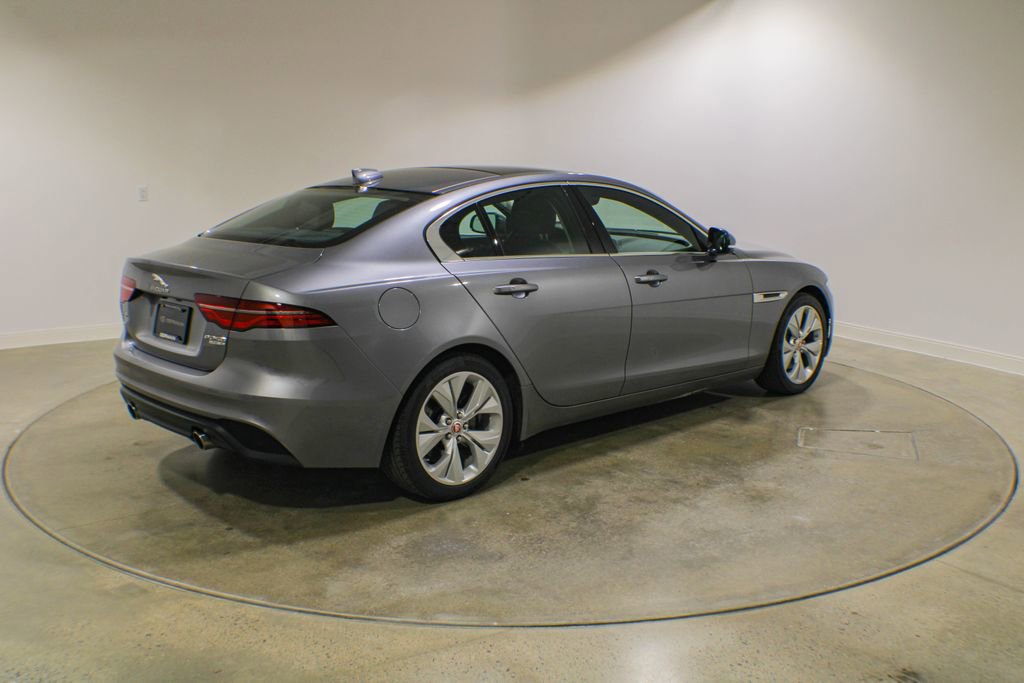Used 2020 Jaguar XE S AWD/4WD image 5