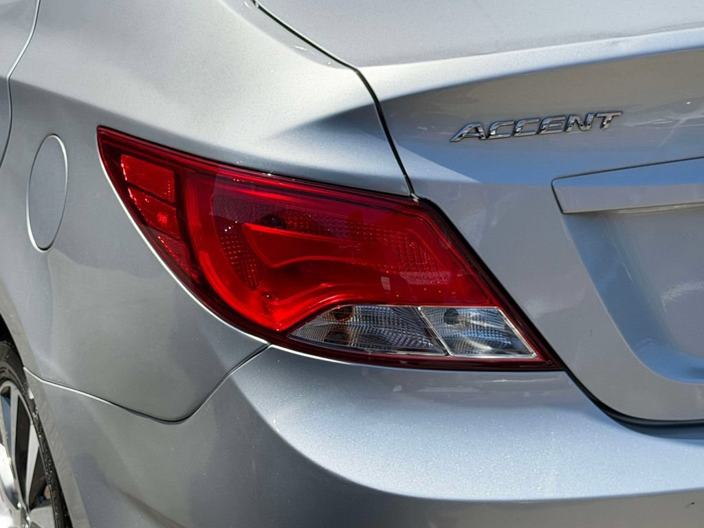 Used 2017 Hyundai Accent Value Edition FWD image 21