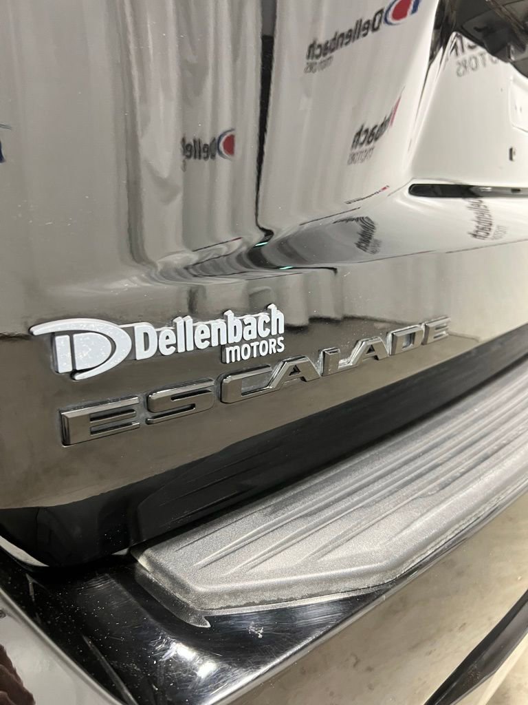 Certified 2023 Cadillac Escalade ESV Sport Platinum w/ LPO, ONYX Package AWD/4WD image 18