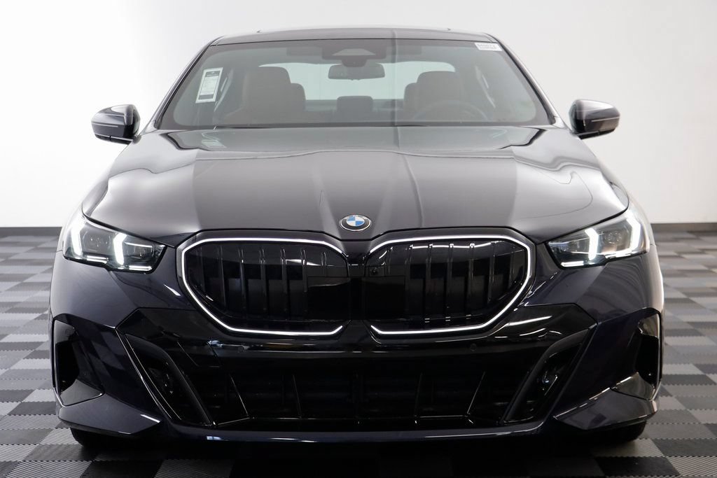 New 2026 BMW 530i xDrive w/ M Sport Package AWD/4WD image 22
