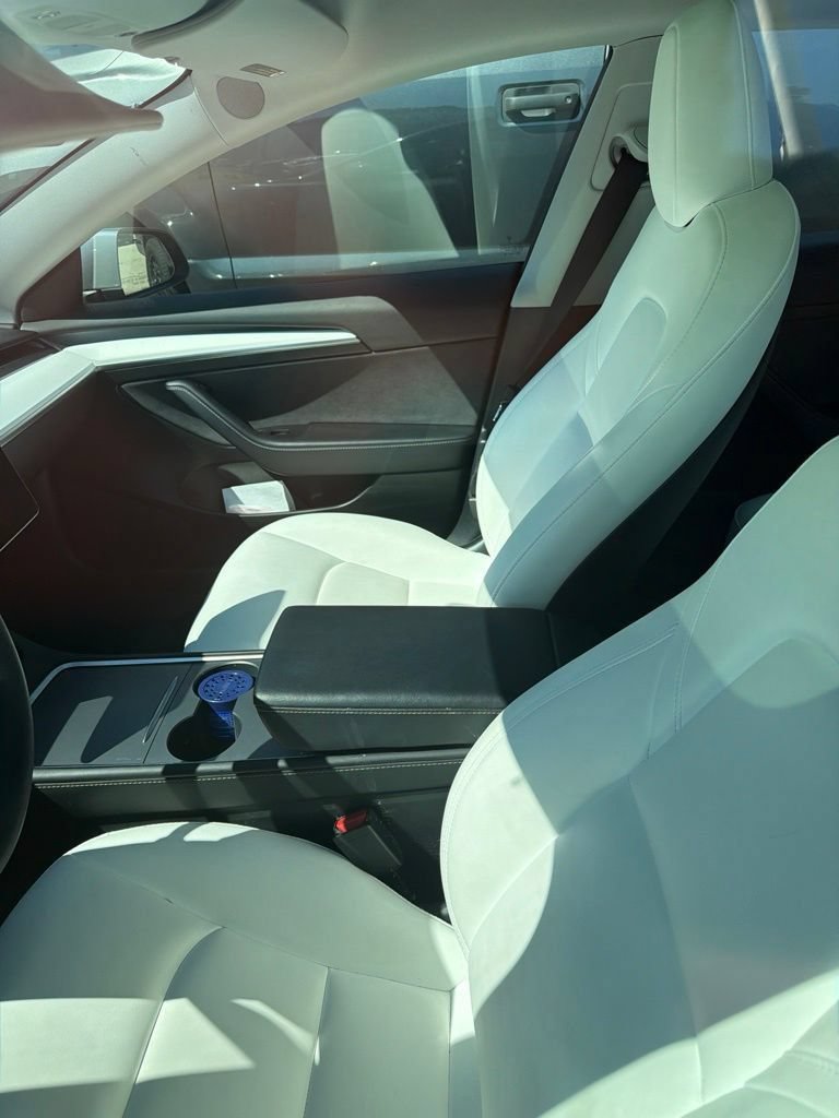 Used 2023 Tesla Model 3 Standard Range RWD image 4