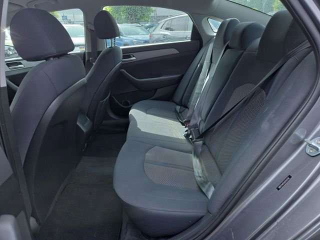 Used 2018 Hyundai Sonata SE FWD image 11