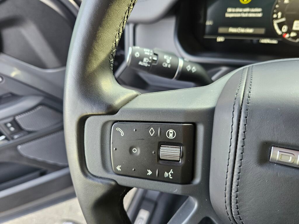 Used 2024 Land Rover Defender 110 X image 26