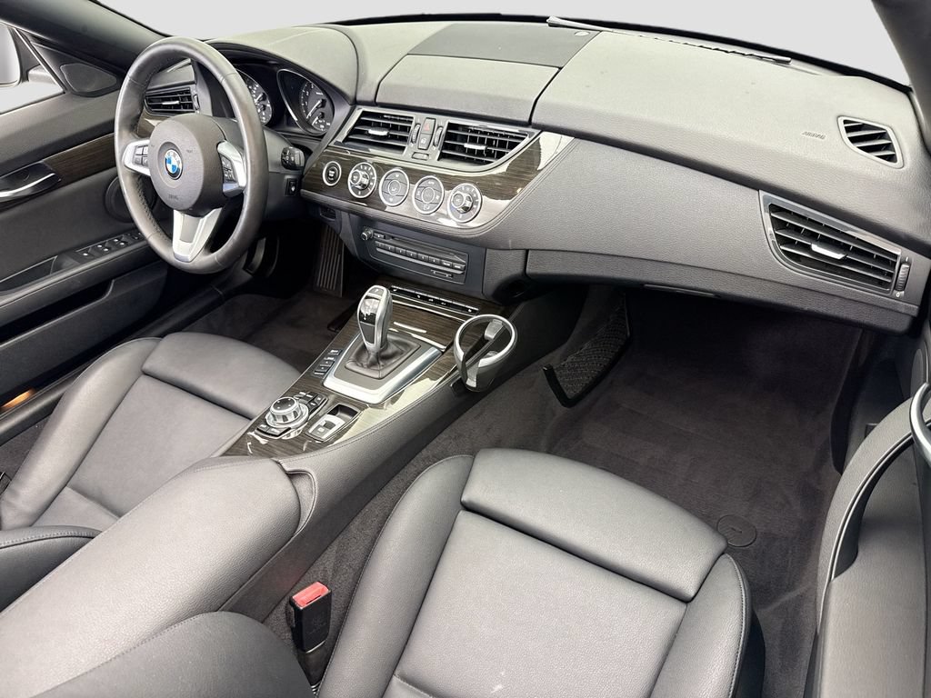 Used 2016 BMW Z4 sDrive28i RWD image 23