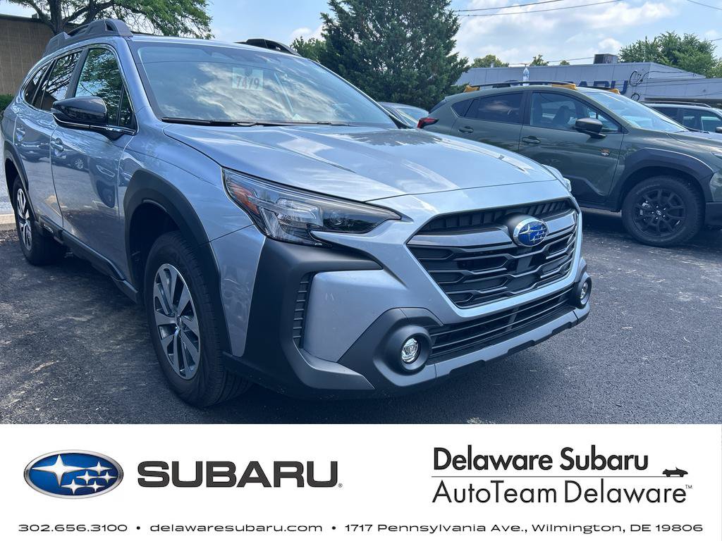 Used 2024 Subaru Outback Premium AWD/4WD image 1