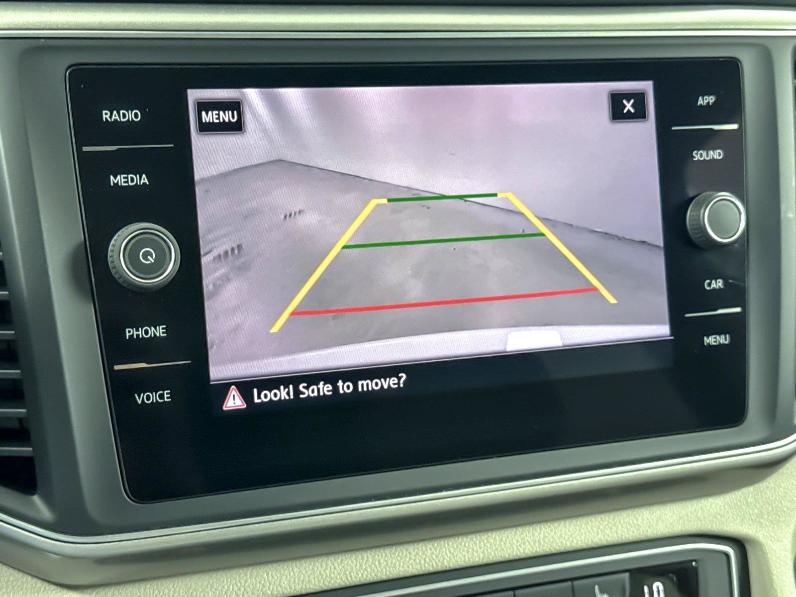 Used 2019 Volkswagen Atlas SE w/ Towing Package AWD/4WD image 18