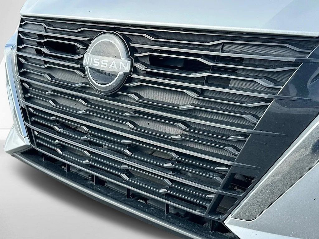 Used 2024 Nissan Altima 2.5 SV image 31