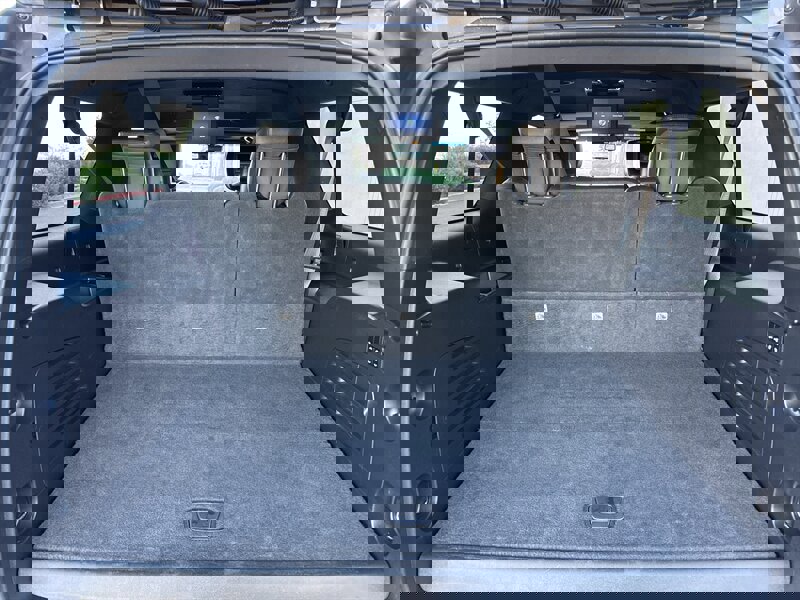 Used 2018 Cadillac Escalade ESV Platinum image 24