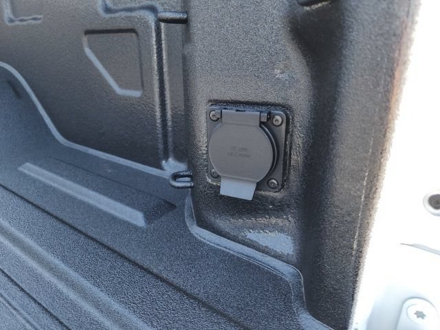 New 2026 Chevrolet Silverado 3500 High Country w/ Technology Package AWD/4WD image 24